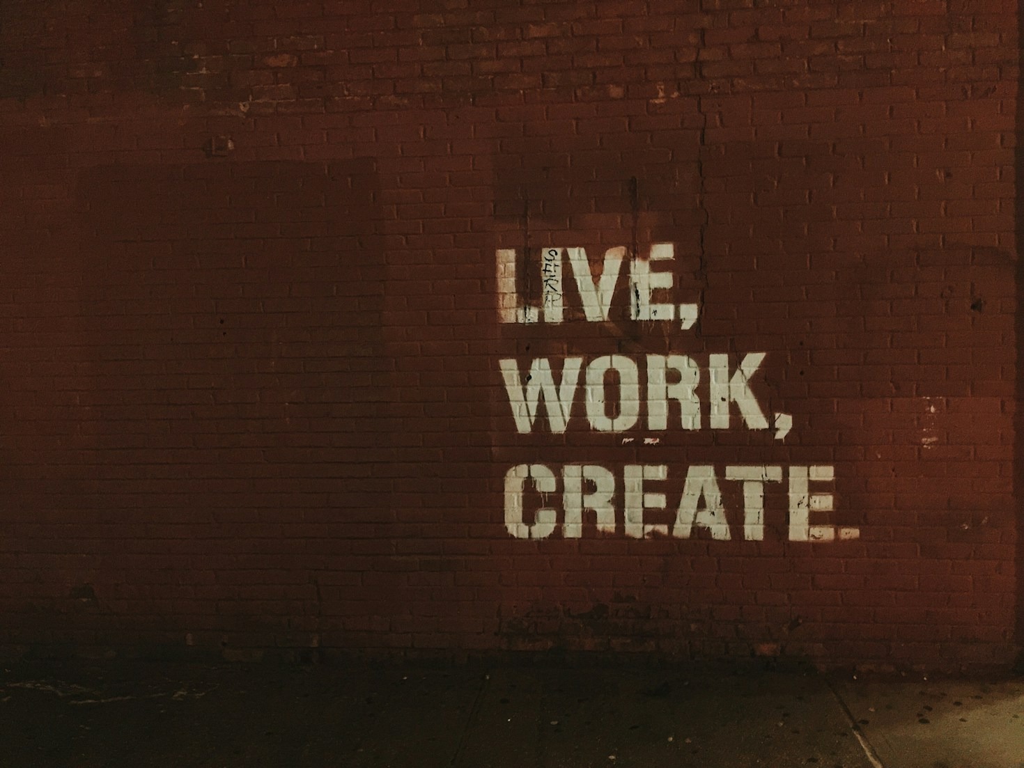 10 Tips for Writing Unforgettable Slogans